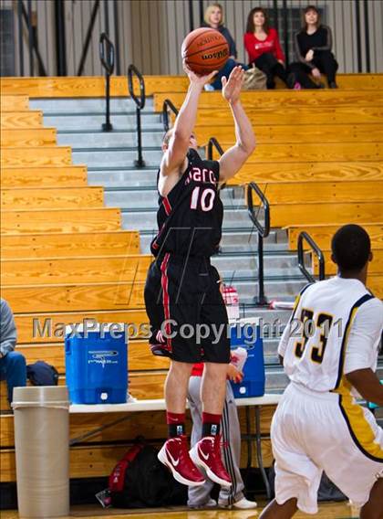 Thumbnail 2 in Marcus vs La Marque (McDonald's Texas Invitational) photogallery.