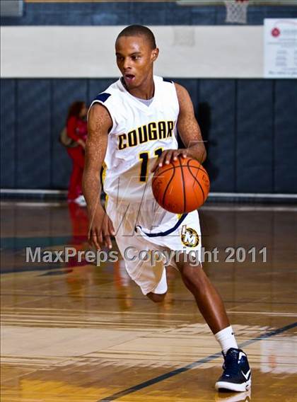 Thumbnail 2 in Marcus vs La Marque (McDonald's Texas Invitational) photogallery.