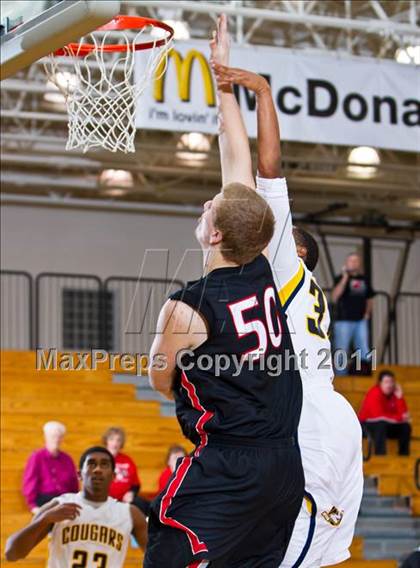 Thumbnail 3 in Marcus vs La Marque (McDonald's Texas Invitational) photogallery.