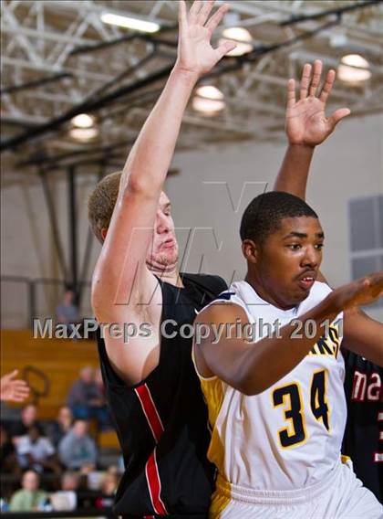 Thumbnail 2 in Marcus vs La Marque (McDonald's Texas Invitational) photogallery.