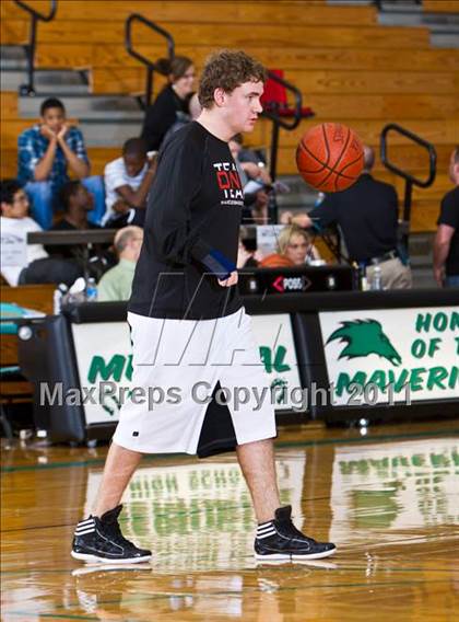 Thumbnail 3 in Marcus vs La Marque (McDonald's Texas Invitational) photogallery.
