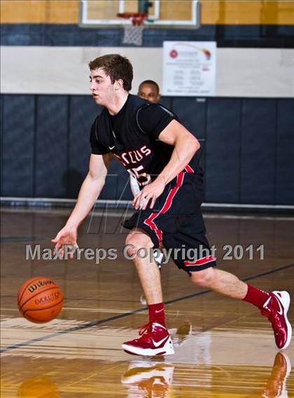Thumbnail 2 in Marcus vs La Marque (McDonald's Texas Invitational) photogallery.