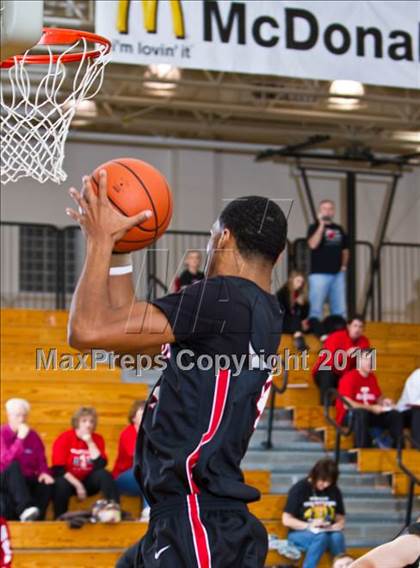 Thumbnail 2 in Marcus vs La Marque (McDonald's Texas Invitational) photogallery.