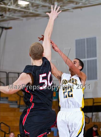 Thumbnail 1 in Marcus vs La Marque (McDonald's Texas Invitational) photogallery.