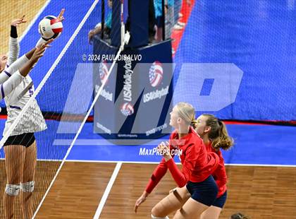 Thumbnail 1 in Chaparral vs. Denver South (CHSAA 5A 2nd Round) photogallery.
