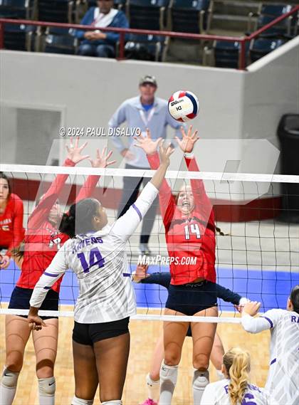 Thumbnail 2 in Chaparral vs. Denver South (CHSAA 5A 2nd Round) photogallery.