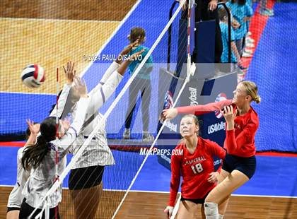 Thumbnail 3 in Chaparral vs. Denver South (CHSAA 5A 2nd Round) photogallery.