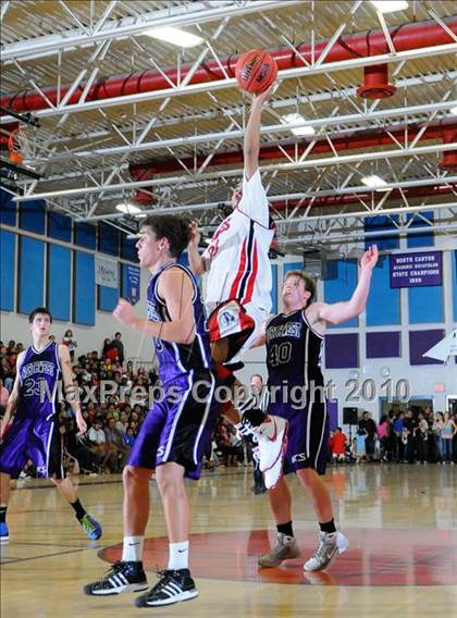 Thumbnail 2 in San Carlos vs. Northwest Christian (AIA 2A State Tournament) photogallery.