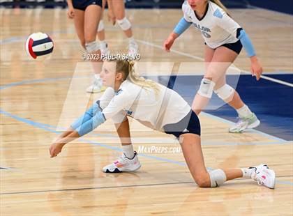 Thumbnail 2 in Eaglecrest @ Valor Christian (CHSAA 5A Region 1 Playoff) photogallery.