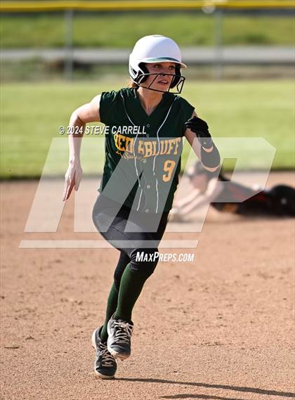 Thumbnail 3 in West Valley @ Red Bluff photogallery.