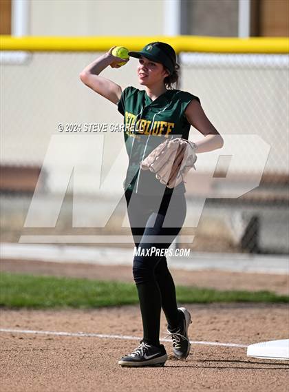 Thumbnail 1 in West Valley @ Red Bluff photogallery.