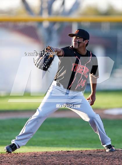 Thumbnail 2 in Wasco @ Garces Memorial photogallery.