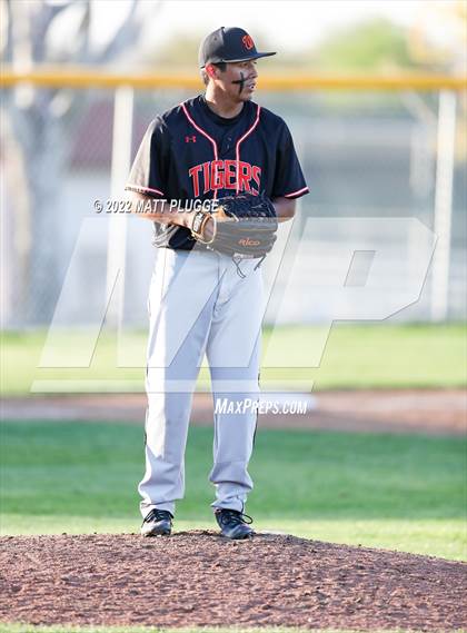Thumbnail 1 in Wasco @ Garces Memorial photogallery.