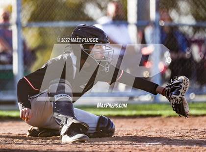 Thumbnail 3 in Wasco @ Garces Memorial photogallery.