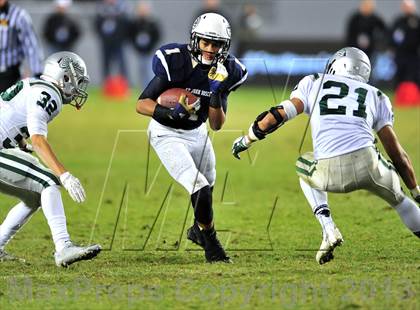 Thumbnail 1 in De La Salle vs. St. John Bosco (CIF State Open Divsion Final) photogallery.