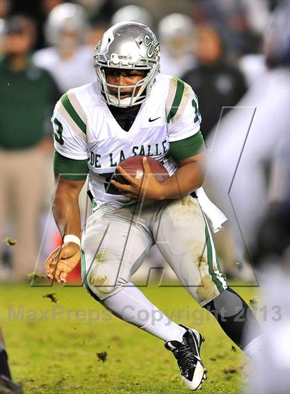 Thumbnail 1 in De La Salle vs. St. John Bosco (CIF State Open Divsion Final) photogallery.