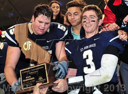 Thumbnail 3 in De La Salle vs. St. John Bosco (CIF State Open Divsion Final) photogallery.