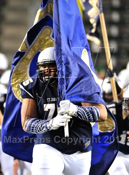Thumbnail 3 in De La Salle vs. St. John Bosco (CIF State Open Divsion Final) photogallery.