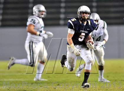 Thumbnail 1 in De La Salle vs. St. John Bosco (CIF State Open Divsion Final) photogallery.