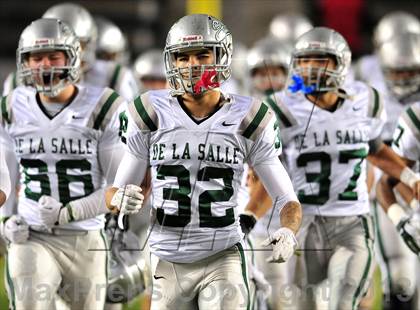 Thumbnail 2 in De La Salle vs. St. John Bosco (CIF State Open Divsion Final) photogallery.