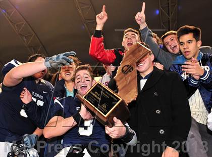 Thumbnail 1 in De La Salle vs. St. John Bosco (CIF State Open Divsion Final) photogallery.