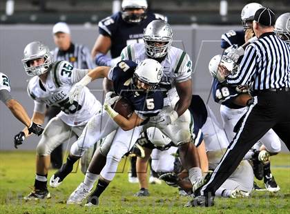 Thumbnail 3 in De La Salle vs. St. John Bosco (CIF State Open Divsion Final) photogallery.
