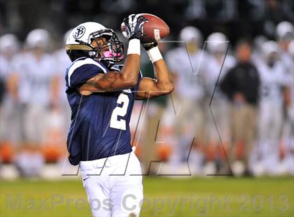 Thumbnail 1 in De La Salle vs. St. John Bosco (CIF State Open Divsion Final) photogallery.