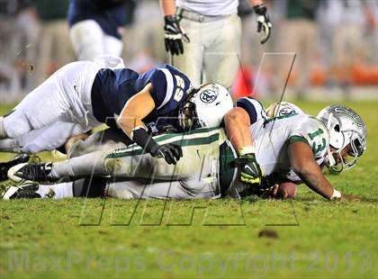 Thumbnail 2 in De La Salle vs. St. John Bosco (CIF State Open Divsion Final) photogallery.