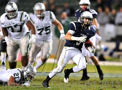 Thumbnail 3 in De La Salle vs. St. John Bosco (CIF State Open Divsion Final) photogallery.