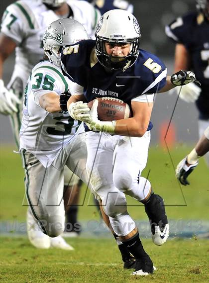 Thumbnail 1 in De La Salle vs. St. John Bosco (CIF State Open Divsion Final) photogallery.