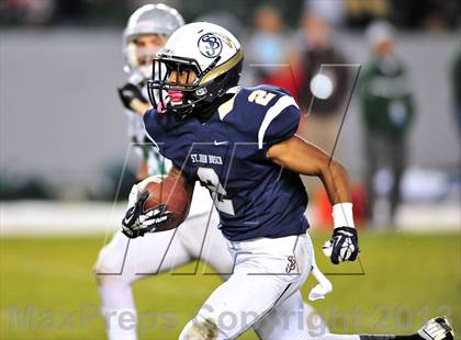Thumbnail 1 in De La Salle vs. St. John Bosco (CIF State Open Divsion Final) photogallery.