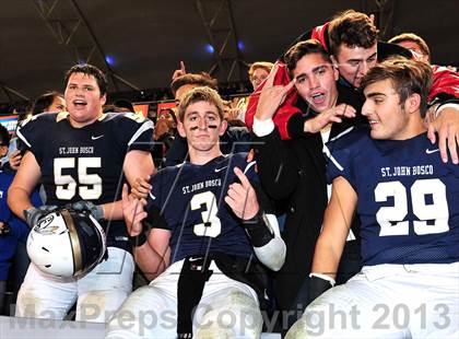Thumbnail 1 in De La Salle vs. St. John Bosco (CIF State Open Divsion Final) photogallery.
