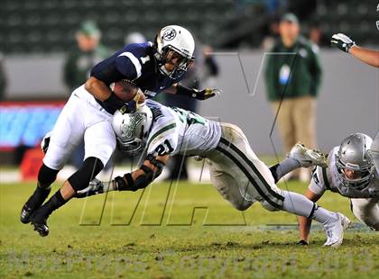 Thumbnail 3 in De La Salle vs. St. John Bosco (CIF State Open Divsion Final) photogallery.