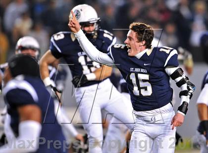 Thumbnail 1 in De La Salle vs. St. John Bosco (CIF State Open Divsion Final) photogallery.