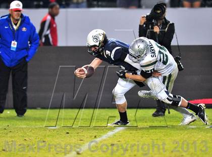 Thumbnail 1 in De La Salle vs. St. John Bosco (CIF State Open Divsion Final) photogallery.