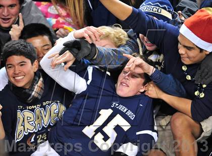 Thumbnail 1 in De La Salle vs. St. John Bosco (CIF State Open Divsion Final) photogallery.