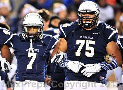 Thumbnail 3 in De La Salle vs. St. John Bosco (CIF State Open Divsion Final) photogallery.