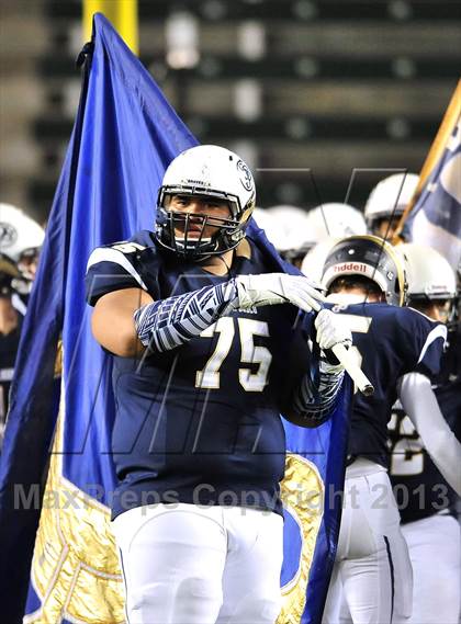 Thumbnail 2 in De La Salle vs. St. John Bosco (CIF State Open Divsion Final) photogallery.
