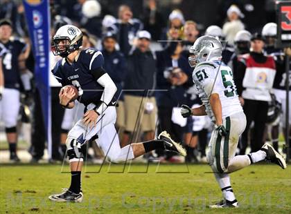 Thumbnail 2 in De La Salle vs. St. John Bosco (CIF State Open Divsion Final) photogallery.