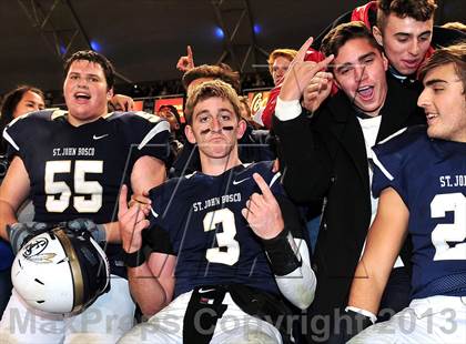 Thumbnail 2 in De La Salle vs. St. John Bosco (CIF State Open Divsion Final) photogallery.