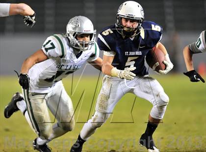 Thumbnail 1 in De La Salle vs. St. John Bosco (CIF State Open Divsion Final) photogallery.