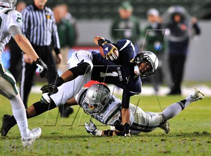 Thumbnail 2 in De La Salle vs. St. John Bosco (CIF State Open Divsion Final) photogallery.