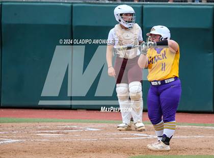 Thumbnail 3 in Calallen vs. Sanger (UIL Softball 4A Semifinal) photogallery.