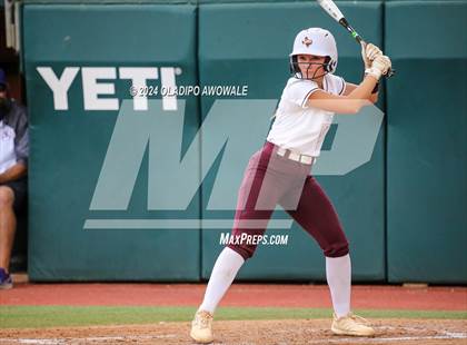 Thumbnail 2 in Calallen vs. Sanger (UIL Softball 4A Semifinal) photogallery.