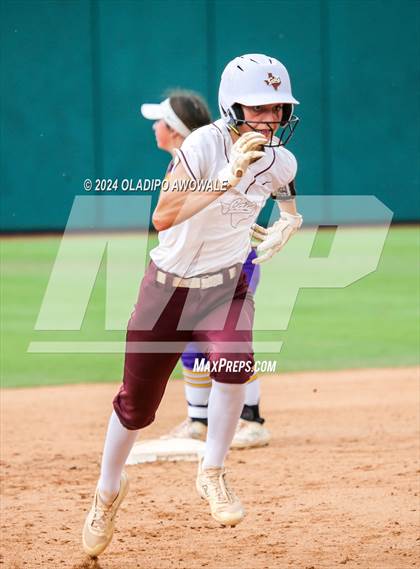 Thumbnail 1 in Calallen vs. Sanger (UIL Softball 4A Semifinal) photogallery.