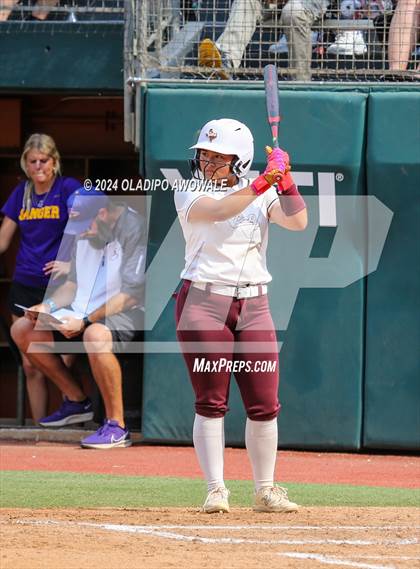 Thumbnail 1 in Calallen vs. Sanger (UIL Softball 4A Semifinal) photogallery.