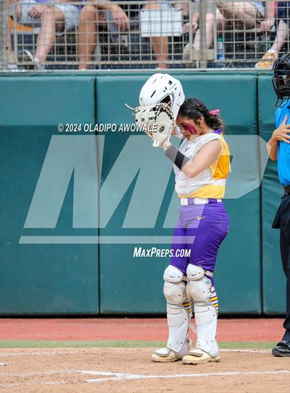 Thumbnail 2 in Calallen vs. Sanger (UIL Softball 4A Semifinal) photogallery.