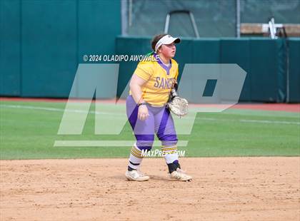Thumbnail 1 in Calallen vs. Sanger (UIL Softball 4A Semifinal) photogallery.