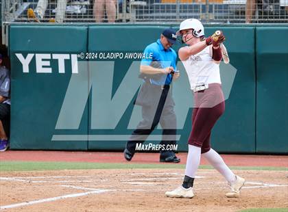 Thumbnail 2 in Calallen vs. Sanger (UIL Softball 4A Semifinal) photogallery.