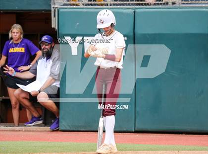 Thumbnail 3 in Calallen vs. Sanger (UIL Softball 4A Semifinal) photogallery.
